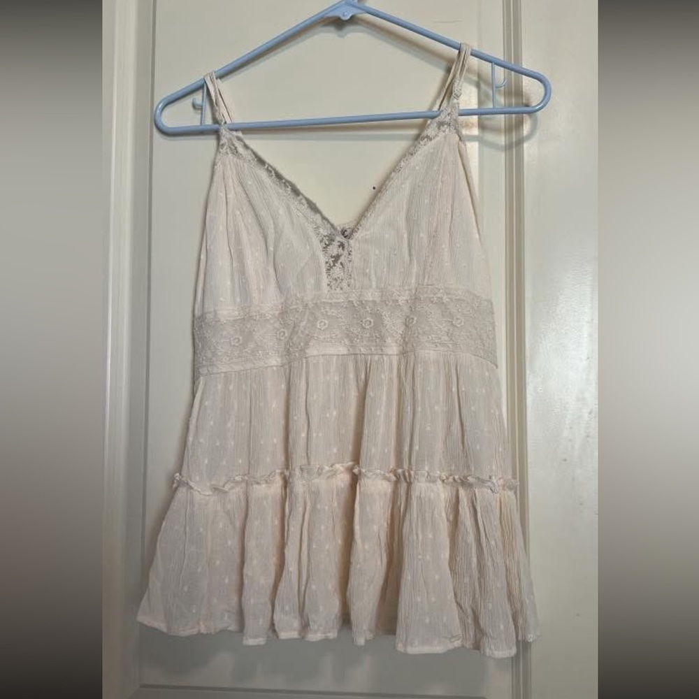 American Eagle Cream Lace Trim Sleeveless Top